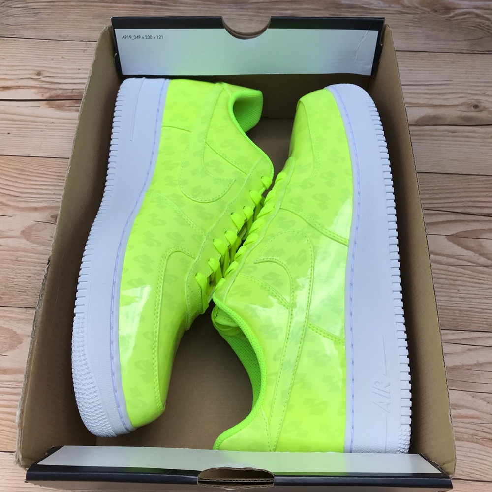 Nike Air Force 1 ‘07 LV8 UV Shoes Volt/White - Picture 11 of 16